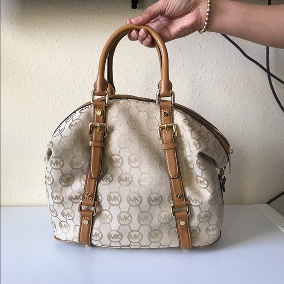 Michael Kors Purse - Picture 1 of 7